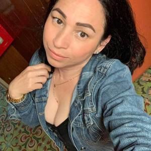 Meet your Posher, Lizbeth